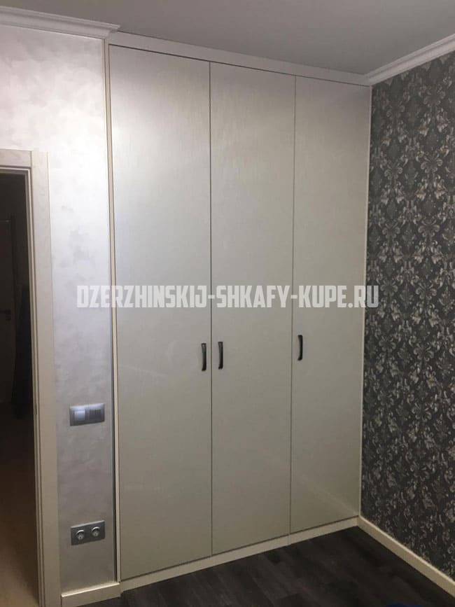 Распашные шкафы Дзержинский