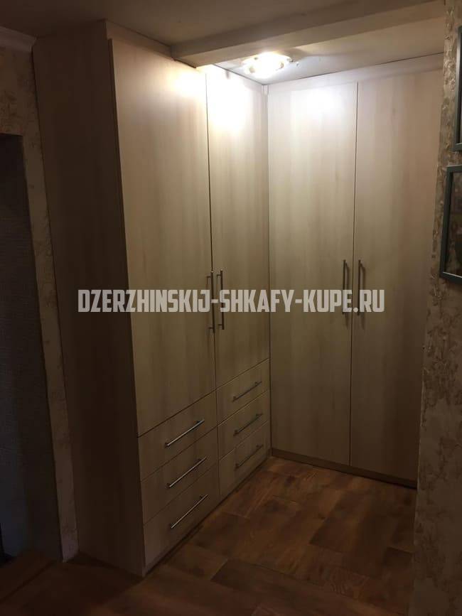 Распашные шкафы Дзержинский